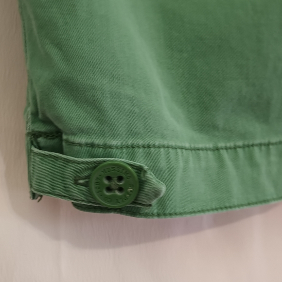 Mossimo supply co. Size 13 mid rise long green shorts/ capris/ bermuda - Picture 10 of 14